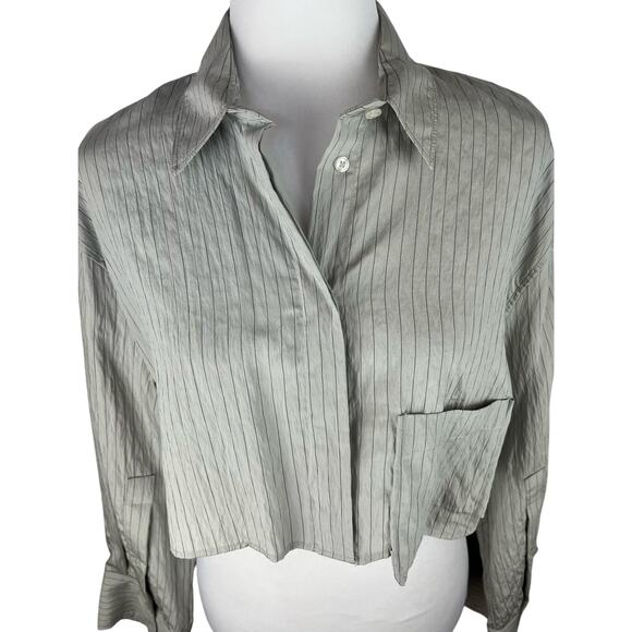 Zara Long Sleeve Cropped Gray Striped Shirt Small NWT - Picture 2 of 7